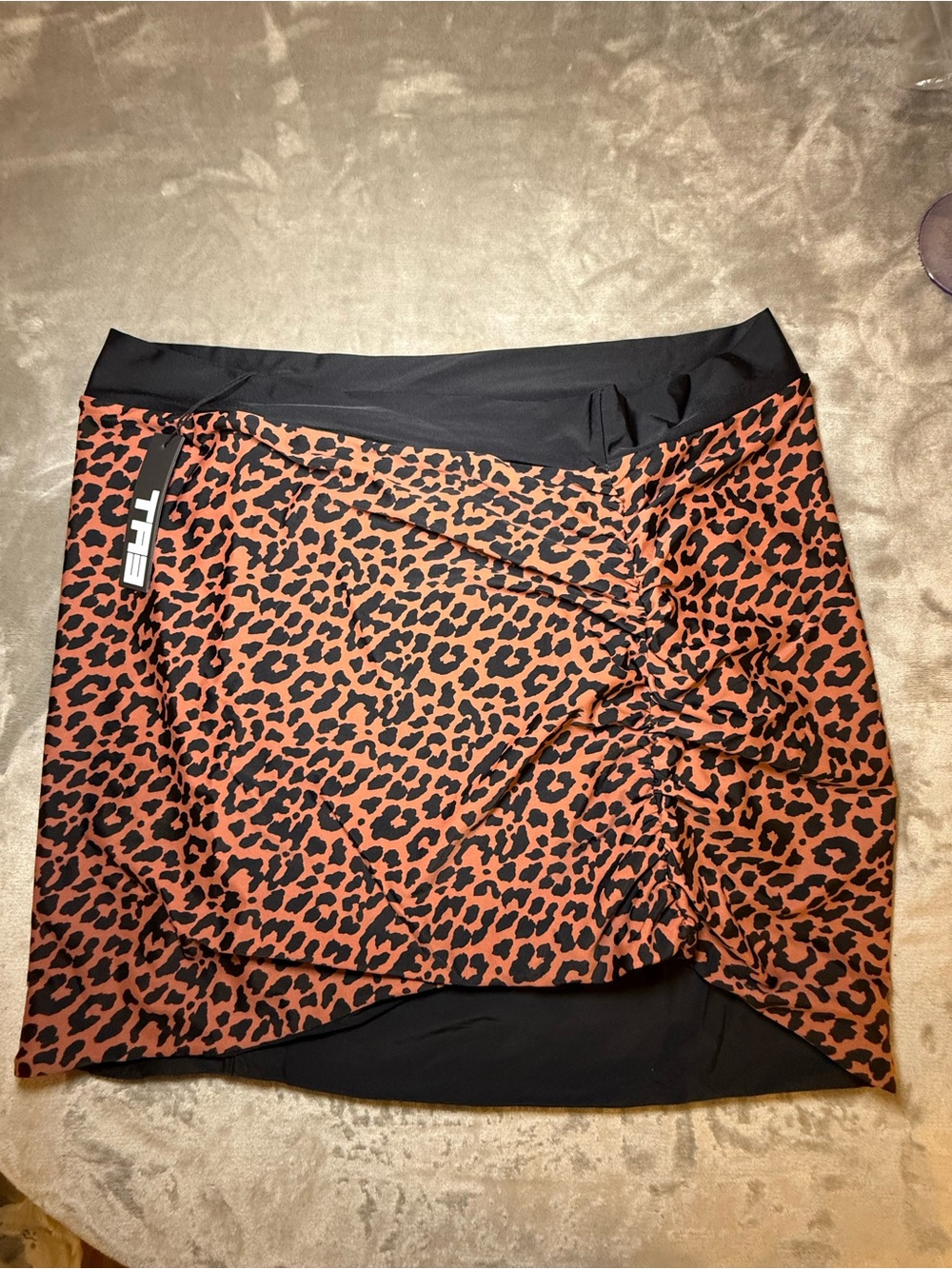TA3 Reversible Skirty 2X Black Modern Leopard Ruched Swim Skirt NWT